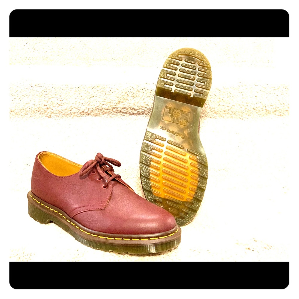 Dr. Martens - womens vintage 1461